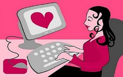 Bắt"nữ quái" cấu kết trai Tây "lừa tiền" phụ nữ qua mạng