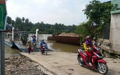 Bến phà Xuân Đông thu giá "trên trời"?