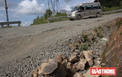 Quốc lộ 27 tan nát, tiềm ẩn nguy cơ tai nạn chết người