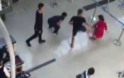 Nữ nhân viên hàng không bị 3 người tấn công ở CHK Thọ Xuân