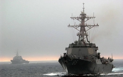 Khu trục hạm Mỹ đến gần căn cứ của Hạm đội TBD của Nga
