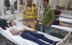 Hà Nội: Đang lái xe trên phố, tài xế hạ kính cầu cứu CSGT