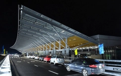 Video: Hoành tráng Cảng hàng không quốc tế Vân Đồn ngày khai trương