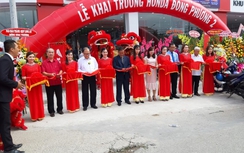 Trao giấy chứng nhận đầu tư Dự án xe máy Honda Đông Phương 2