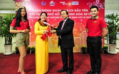 Những du khách “xông đất” đầu năm 2019 tại TP.HCM được tặng gì?