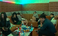 Hàng chục "dân chơi" thuê nhà nghỉ sử dụng ma túy