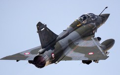 Rơi máy bay chiến đấu của Pháp, 2 phi công mất tích