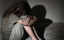 Nữ sinh lớp 7 bị 5 thanh niên cưỡng bức trong đêm