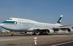 Hoãn bay vì phi công mang dao trong hành lý