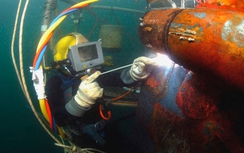 Cáp quang quốc tế AAG được nối trước 13/5