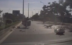 Đi ngược chiều giữa đường, xe máy gây tai nạn liên hoàn