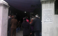 Mâu thuẫn gia đình, chồng siết cổ vợ đến chết bằng cà vạt