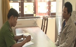 "Nát rượu" tự đốt xe, chém trọng thương công an xã