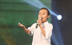 Nghe giọng ca "ngọt lịm" của cậu bé hát đám cưới Hồ Văn Cường