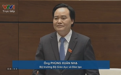 Video Bộ trưởng GD&ĐT nói giáo viên tiếp khách là "vui vẻ thôi"!