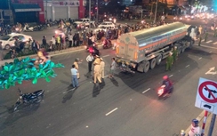 Tin thêm vụ TNGT thương tâm dưới chân cầu vượt Ngã ba Huế