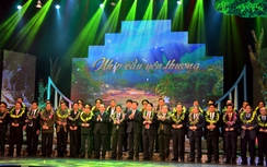 Gần 400 tỷ ủng hộ “Nhịp cầu yêu thương”