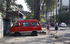 PCT Đoàn Ngọc Hải đi qua, vỉa hè lại bị lấn chiếm