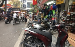 Vì sao không thống nhất được chỗ để xe trên vỉa hè?