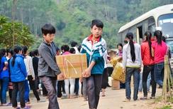 Đóng góp hay bắt buộc thu?