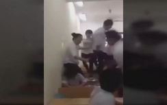 Clip: Nhóm nam sinh đánh hội đồng bạn nữ cùng lớp gây phẫn nộ