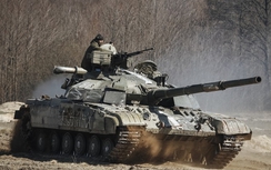 Miền Đông Ukraine rền vang tiếng súng, IS “đại náo” nhà tù Iraq