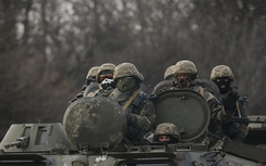 Mỹ cảnh báo Ukraine, Anh đòi rút khỏi EU