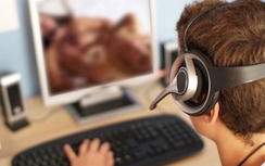 "Phim nóng" làm hỏng tình yêu!