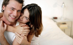 Nói chuyện với em, anh thường nhắc "chuyện ấy"