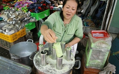 Độc đáo bánh ống lá dứa Hà Tiên