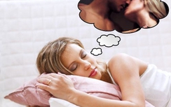Ngủ bên chồng nhưng lại mơ thấy... sếp