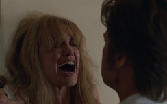 Angelina Jolie tán tỉnh người khác, Brad Pitt muốn chia tay?