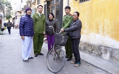 "Đạo chích" trộm xe đạp, bị camera an ninh bắt quả tang