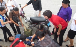 Cần phát tờ rơi, tuyên truyền kỹ năng sơ cứu TNGT cho người dân