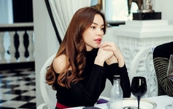 Hà Hồ tươi tắn, sành điệu đi sự kiện sau scandal