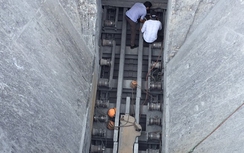 Sửa băng chuyền nghiền đá, một công nhân tử vong