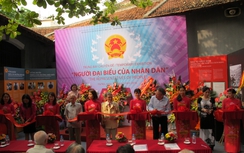 Trưng bày hình ảnh cựu tù cách mạng Hỏa Lò tham gia Quốc hội