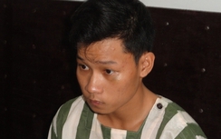 Khởi tố "quái xế" hung hãn đánh chửi hai CSGT trong đêm