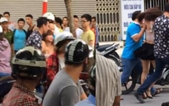 Sự thật chuyện bố vào quán Karaoke bắt gặp con gái làm "dịch vụ"