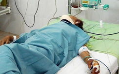 Tàu hoả đâm xe khách ở Khánh Hoà, 4 người thương vong