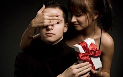 Quà tặng ngày Valentine 14/2: Bạn trai thích gì nhất?