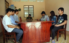 Bắt quả tang 3 người đàn ông Trung Quốc 'tuyển vợ' trong nhà nghỉ