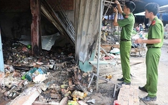 Sét đánh cháy chợ Nghĩa Kỳ giữa đêm, tiểu thương "khóc ròng"