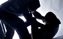 Bắt khẩn cấp nghi phạm xâm hại bé 7 tuổi ở Cà Mau