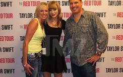 Bị sờ mông, Taylor Swift được bồi thường 1 USD