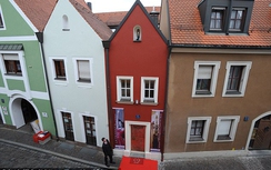 Chiêm ngưỡng khách sạn dành cho các cặp tình nhân nhỏ nhất thế giới