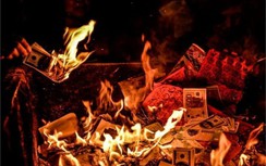 Tháng cô hồn: Đốt vàng mã cần lưu ý điều gì?