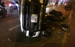 Người đàn ông bị ô tô bán tải tông văng khỏi cầu, tử vong