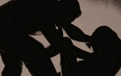 Bắt quả tang 8X giao cấu với bé gái 14 tuổi tại nhà nghỉ