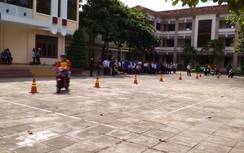 300 SV tập huấn kiến thức ATGT, kỹ năng lái xe an toàn